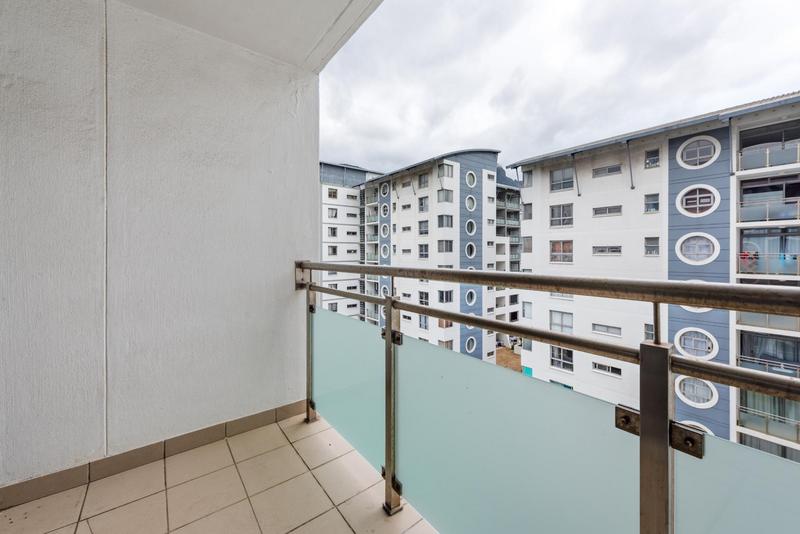 To Let 1 Bedroom Property for Rent in Claremont Western Cape